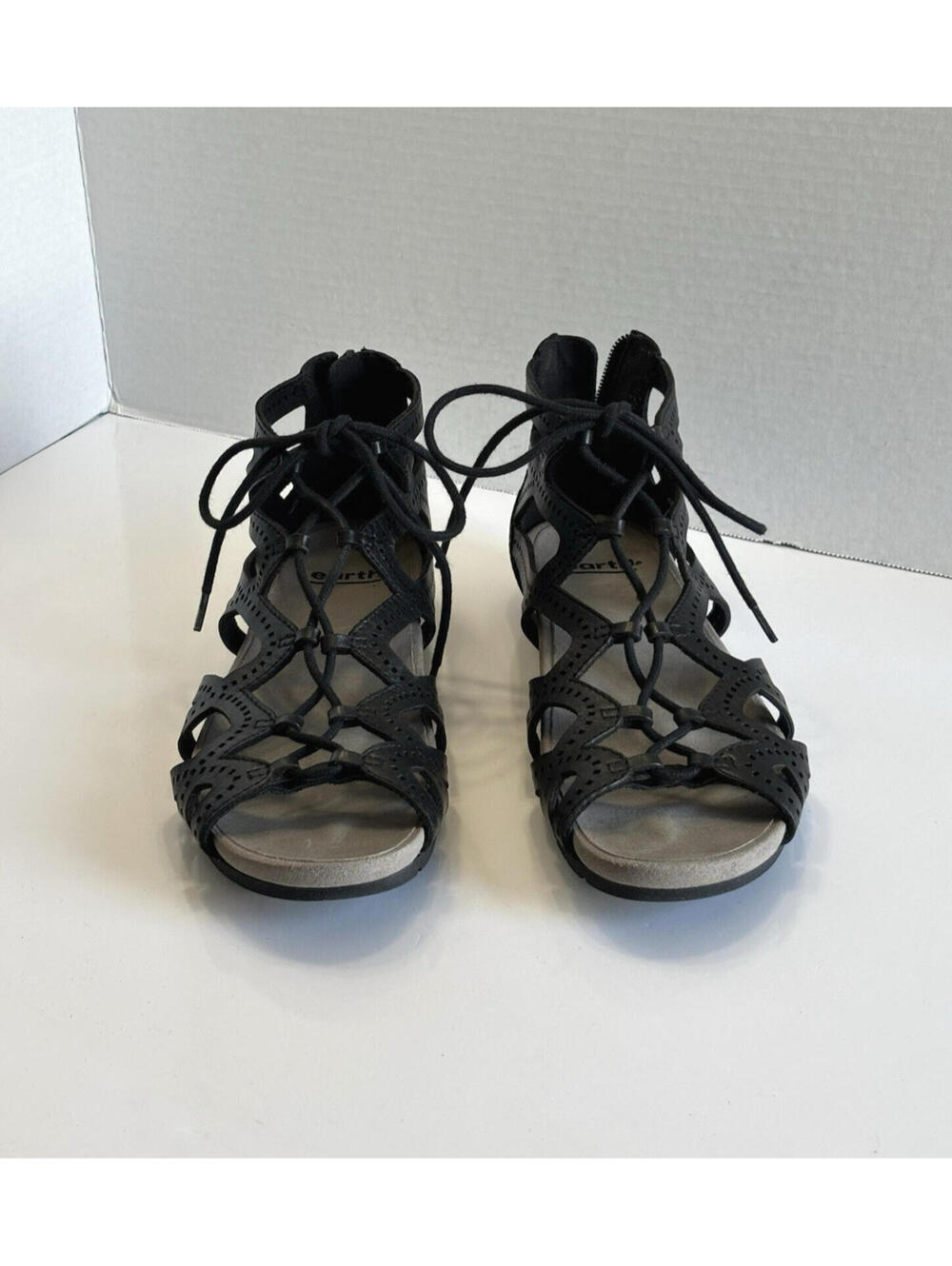 Earth Linden Lehi Sandals Women's Black Leather Gladiator Back Zip Comfy Sz 8.5 - Picture 3 of 14